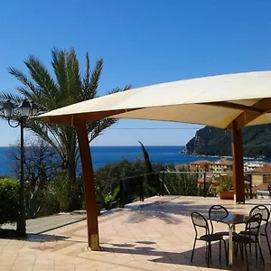 Bardi Con Vista Mare Riva Trigoso